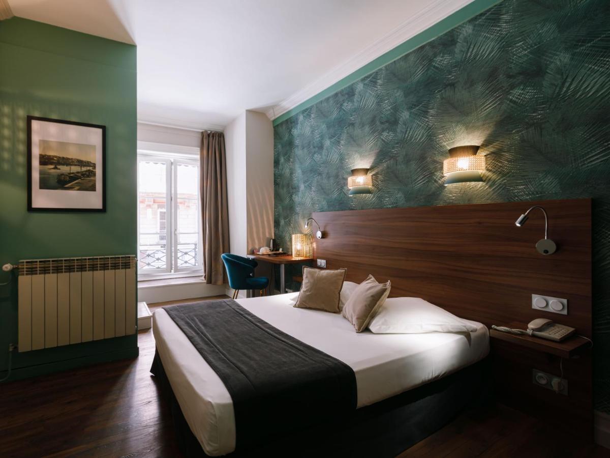 Hotel Du Dauphin Лион Экстерьер фото