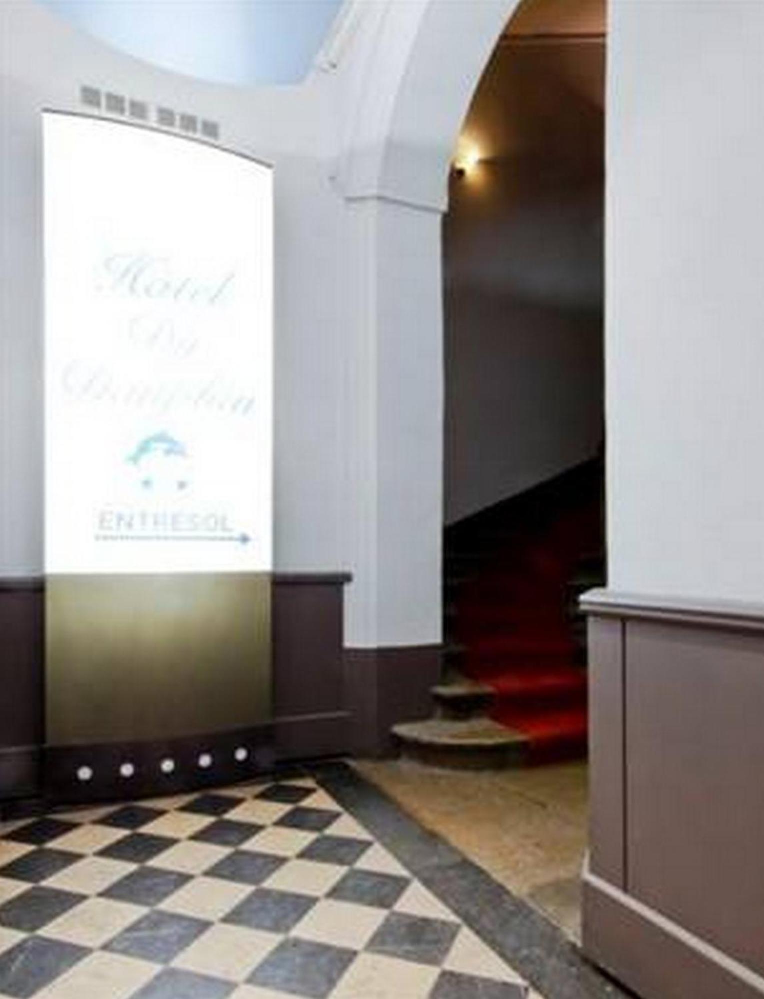 Hotel Du Dauphin Лион Экстерьер фото